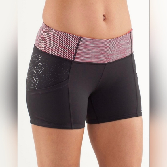 Lululemon Run: Shorty Short Deep Coal / Wee Are From Space Deep Coal - Picture 2 of 9